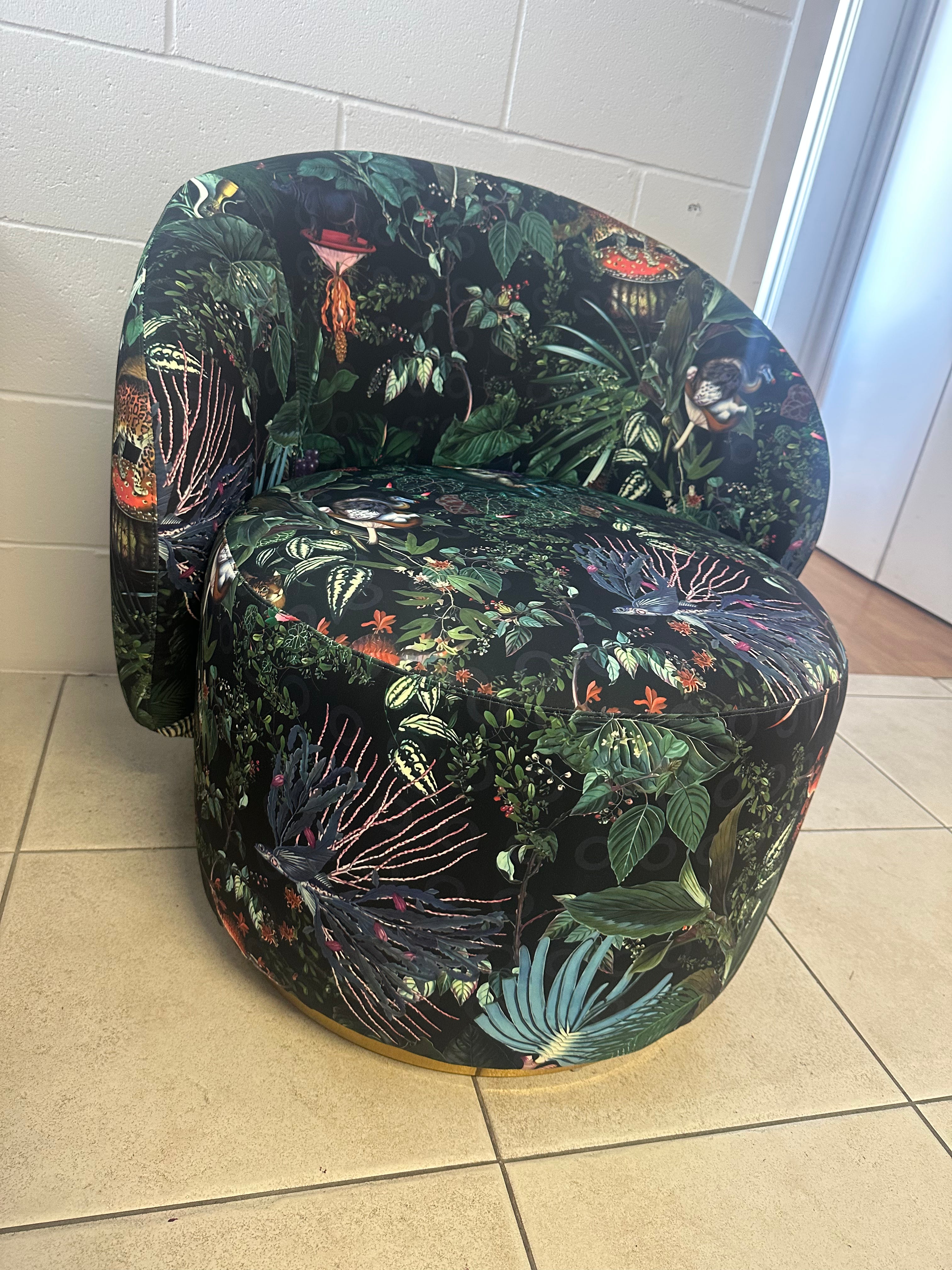 CASHEL Occasional Chair